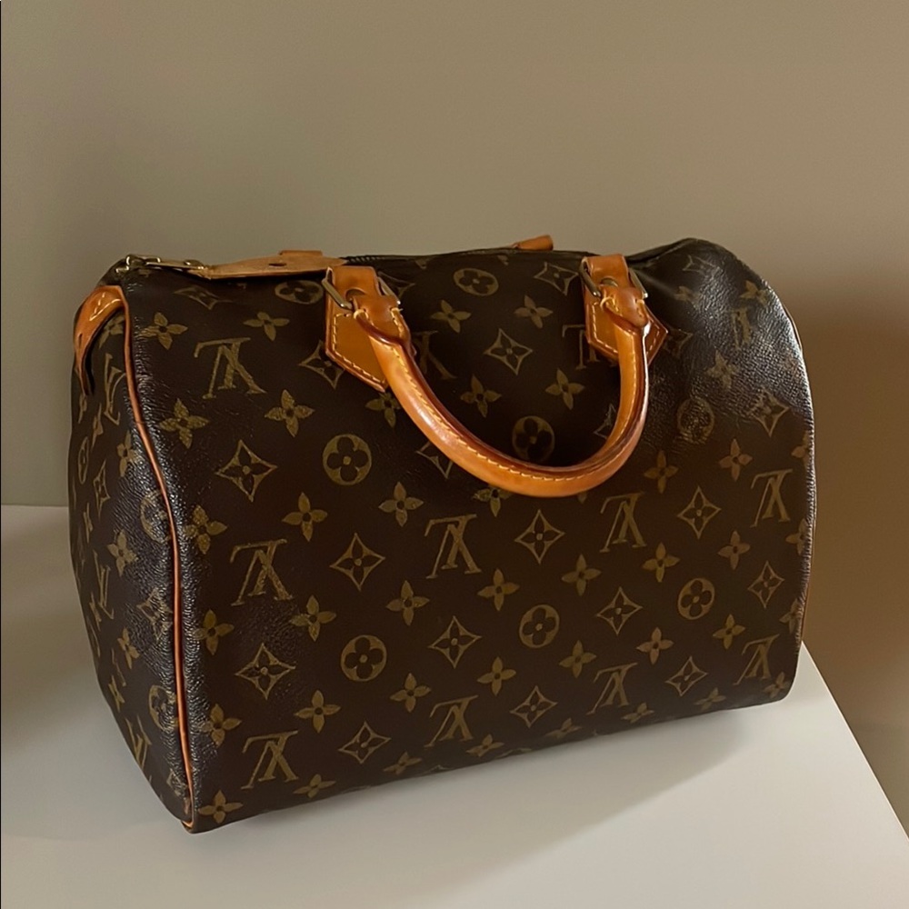Louis Vuitton Speedy 30
